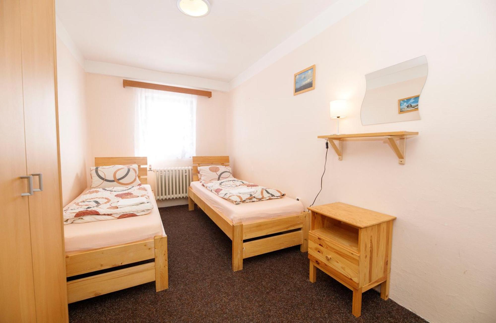 Dvorska Bouda 3* Strážné